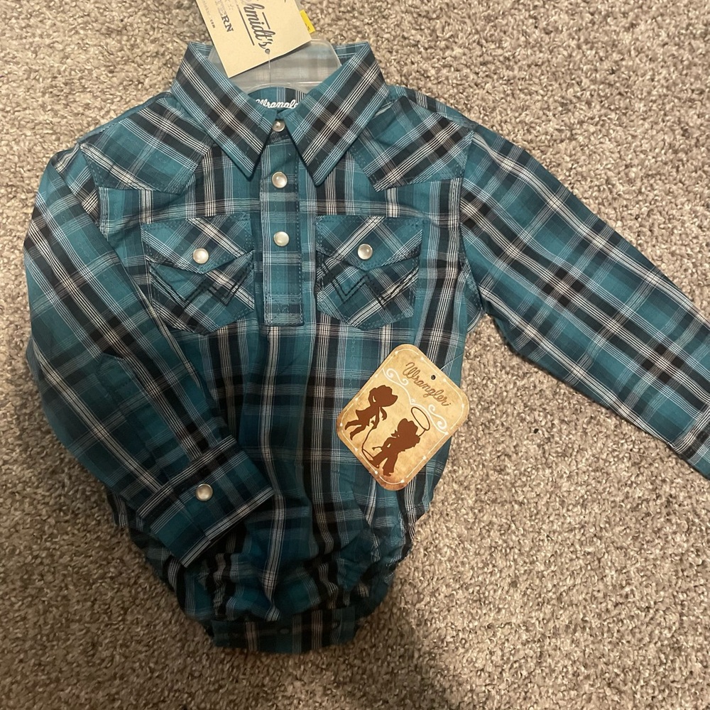 Boys 6-9m, wrangler, onesie. NWT